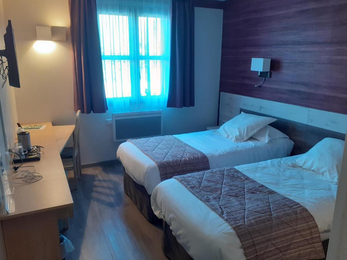 Logis Le Luth Hotell Mirecourt Exteriör bild